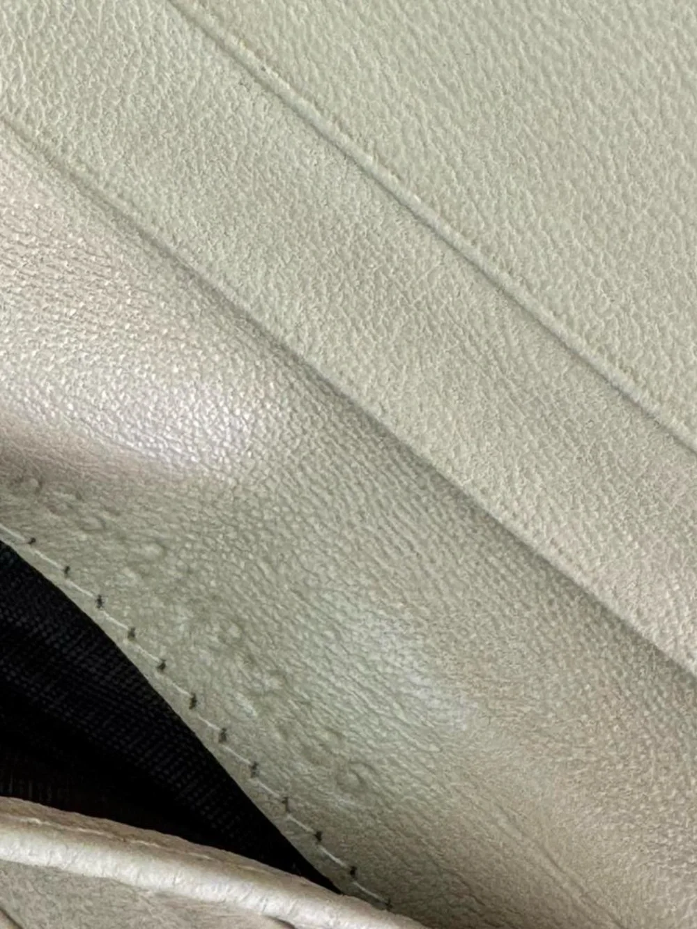 Gucci Neon Yellow GG Canvas Wallet - Picture 7 of 8
